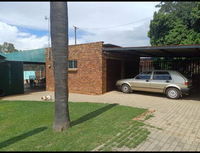 4 BEDROOM HOUSE FOR SALE IN CLAREMONT